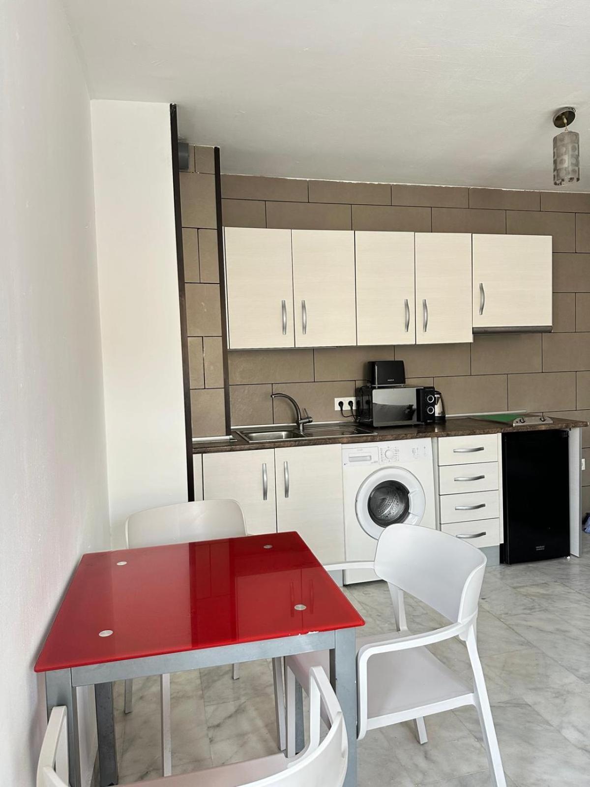 Apartamentos Playa Huelin マラガ エクステリア 写真
